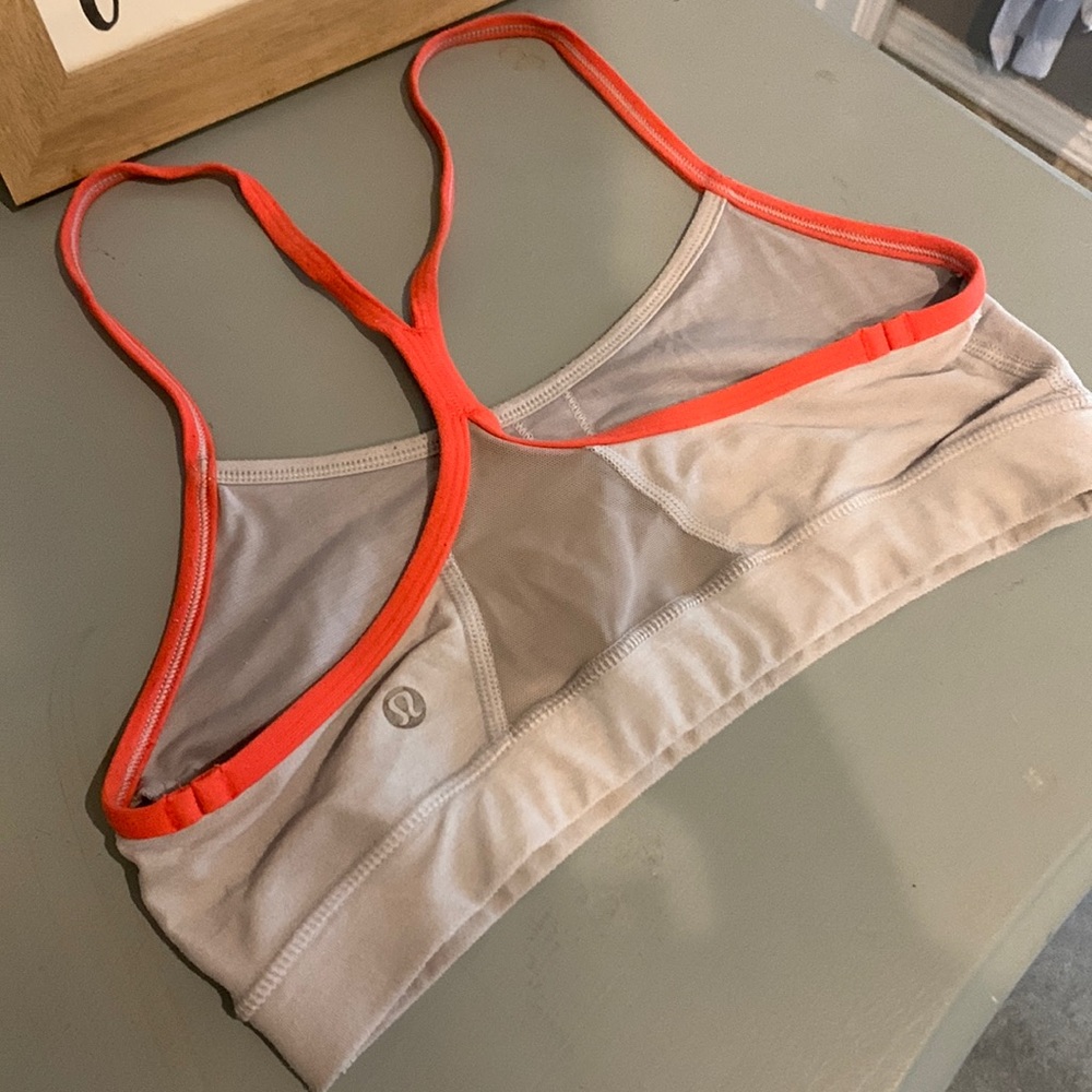 Lululemon. Used in good condition. Size 6 Flow Y sports bra